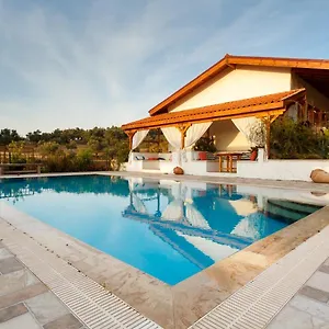 https://ionia-guest-house.aegeanhotels.net