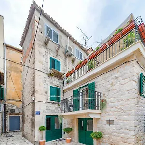 https://apartments-dujam-split.splithotels.org