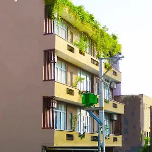 https://vivas-residencies.negombohotels.net